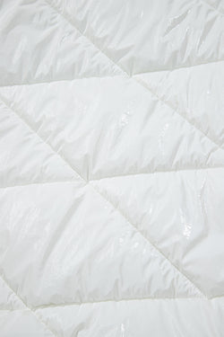 White Solid Quilted Hooded Zip Up Puffer Coat